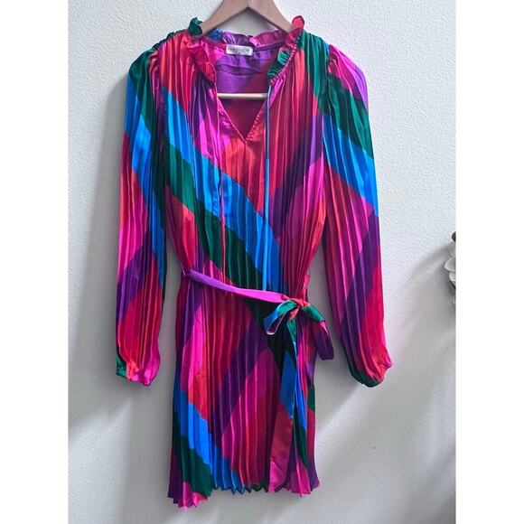 Vestique Feeling Festive Pleated Mini Dress Long Sleeve Women's Loose Fit XS - Picture 3 of 10